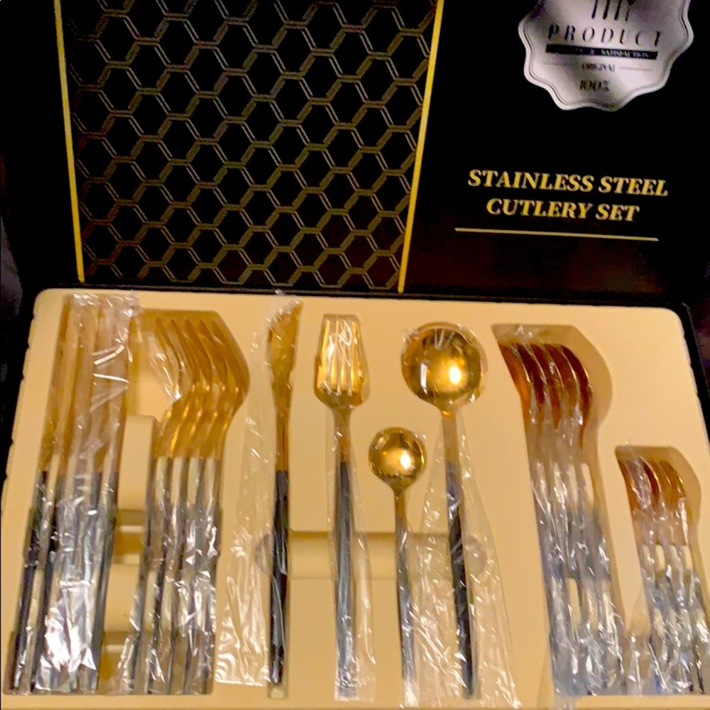24 pc stainless steel cutlery